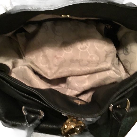 Michael Kors Hamilton Soft Pebbled Leather Satchel - Picture 5 of 7